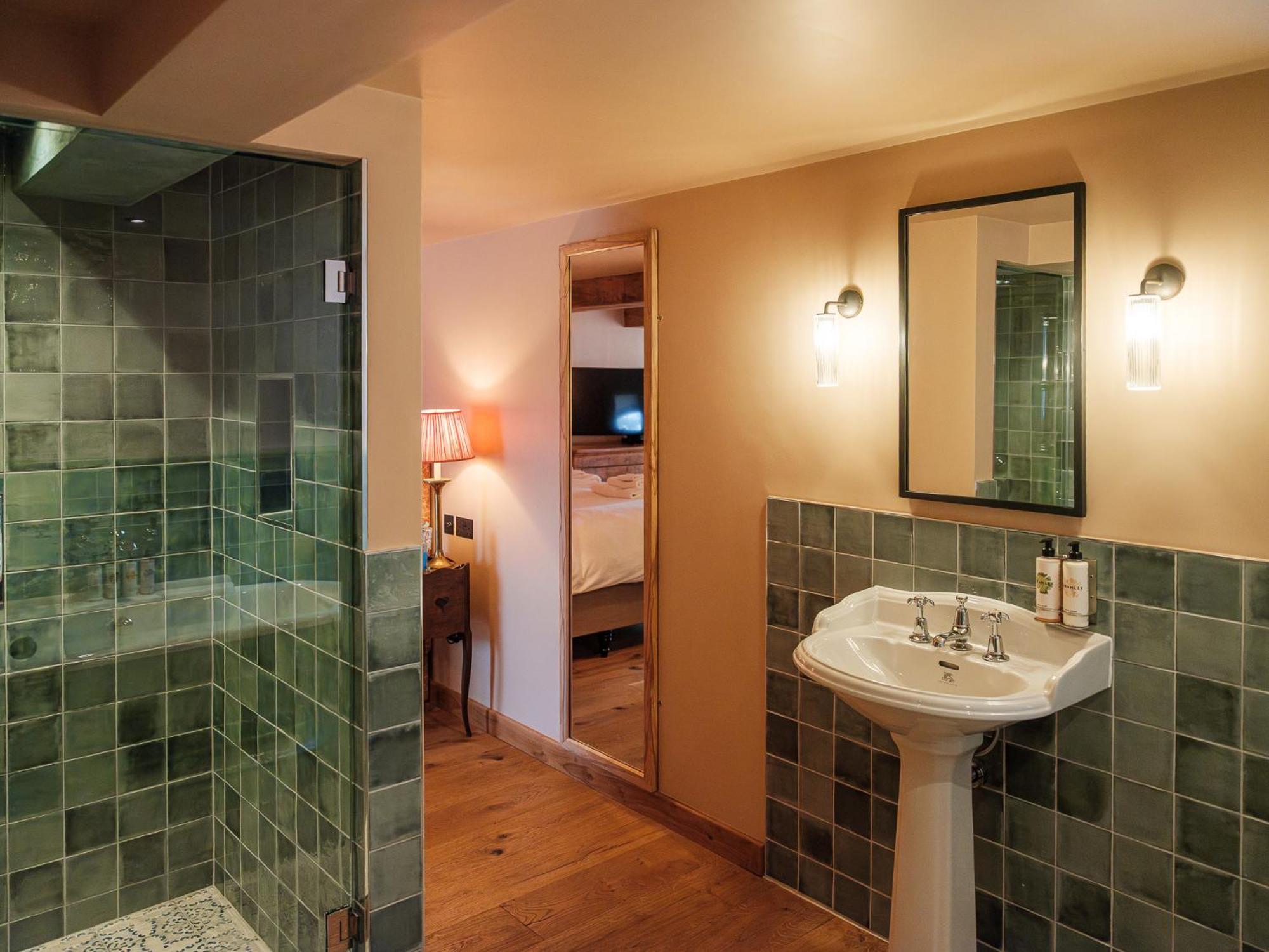 The Stump Hotel Cirencester Room photo
